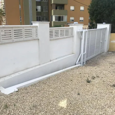 Casa Mya Con Terreno Privado Y Parking Compartido - A 800m De Playa Poniente