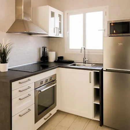 Casa Mya Con Terreno Privado Y Parking Compartido - A 800m De Playa Poniente *