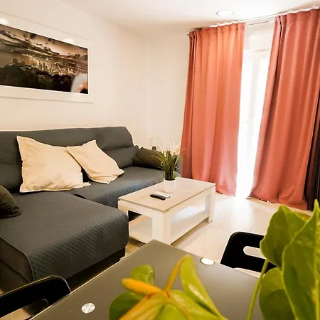 Casa Mya Con Terreno Privado Y Parking Compartido - A 800m De Playa Poniente 度假居