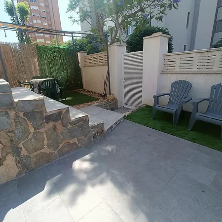 Casa Mya Con Terreno Privado Y Parking Compartido - A 800m De Playa Poniente Holiday home