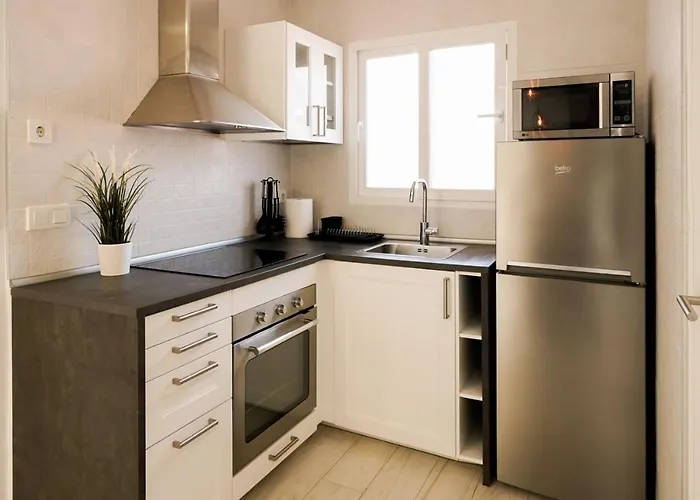 Casa Mya Con Terreno Privado Y Parking Compartido - A 800m De Playa Poniente *
