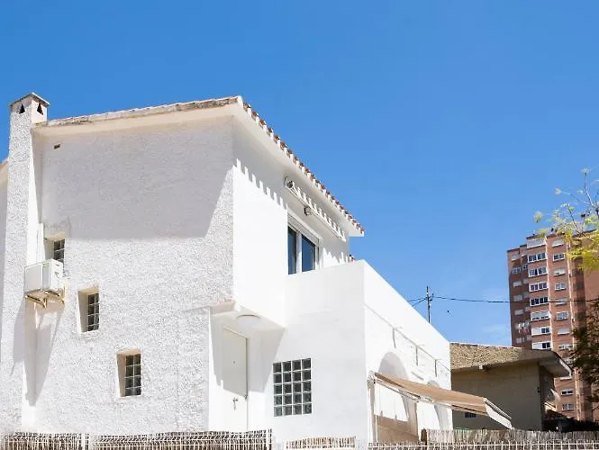 Casa Mya Con Terreno Privado Y Parking Compartido - A 800m De Playa Poniente *
