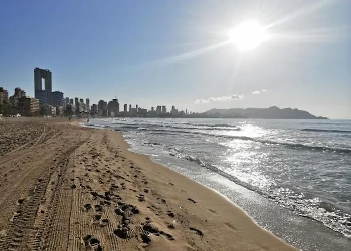 Casa Mya Con Terreno Privado Y Parking Compartido - A 800m De Playa Poniente * בנידורם